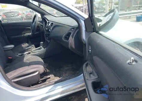 2014 Chrysler 200 Lx из США, поврежденный, VIN 1C3CCBAB0EN123635